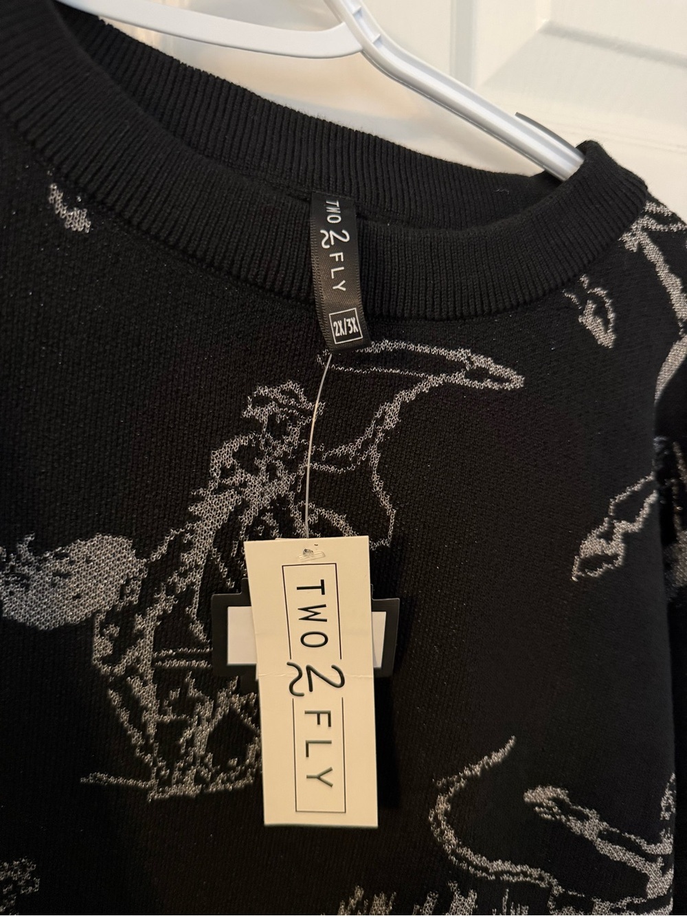 Two2Fly Black Crewneck Sweater with Gray Rodeo Pattern - Picture 4 of 7